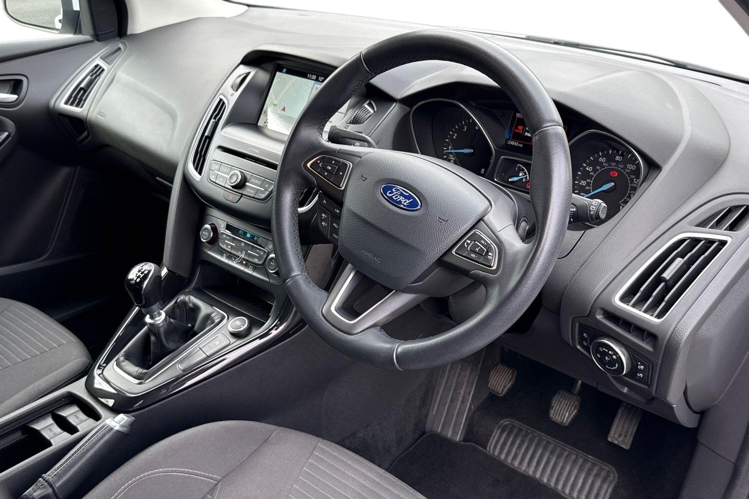 Used Ford Focus 2017 for sale - 77692155: Photo 14