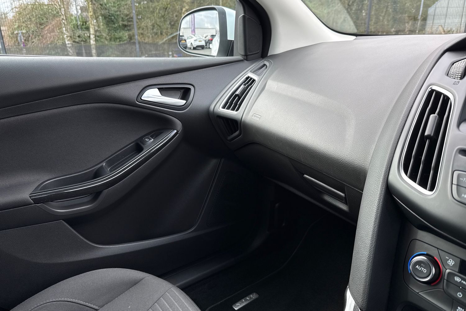 Used Ford Focus 2017 for sale - 77692155: Photo 42