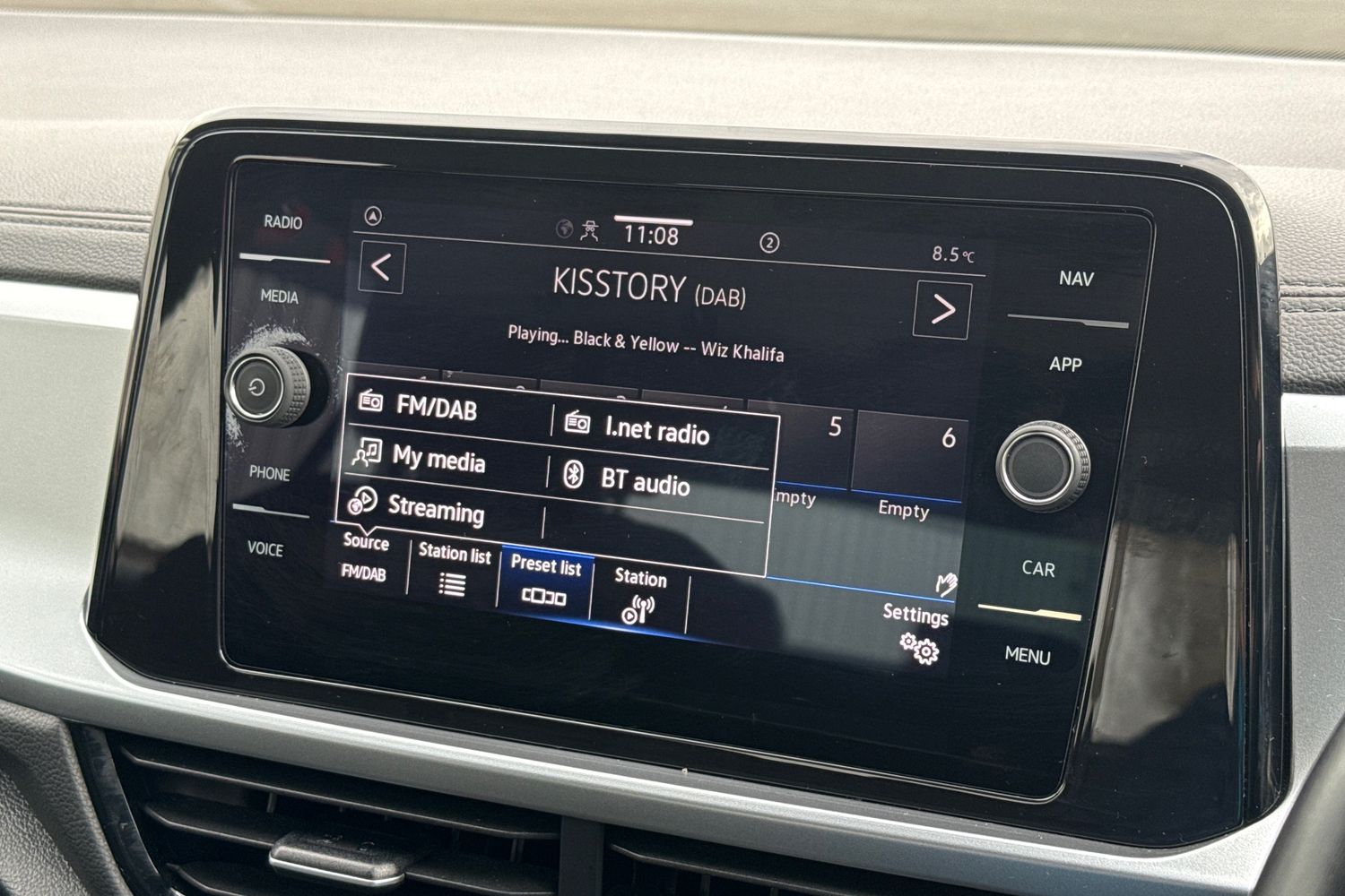 Used Volkswagen T-Roc 2023 for sale - 77270454: Photo 17