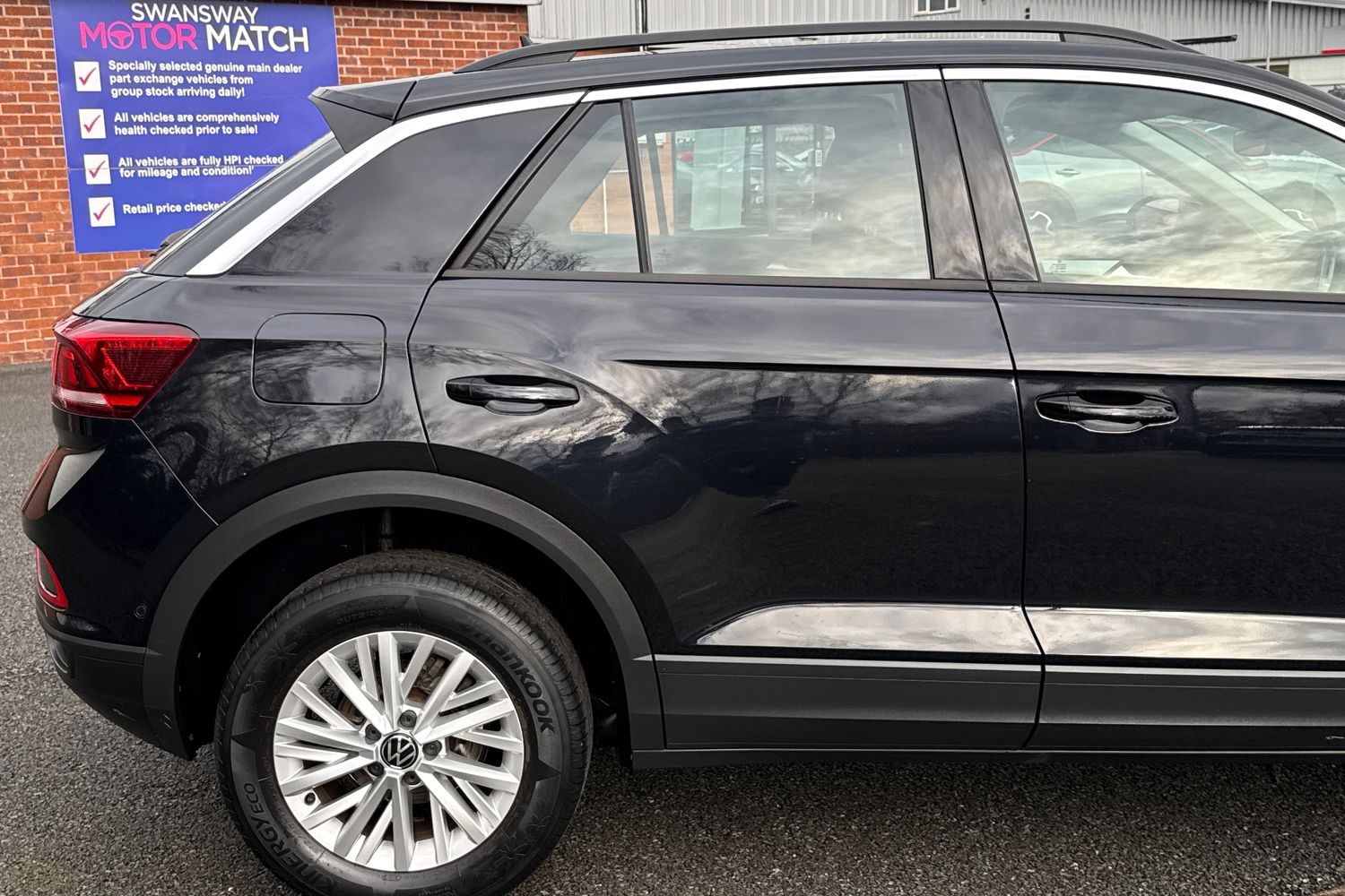 Used Volkswagen T-Roc 2023 for sale - 77270454: Photo 28