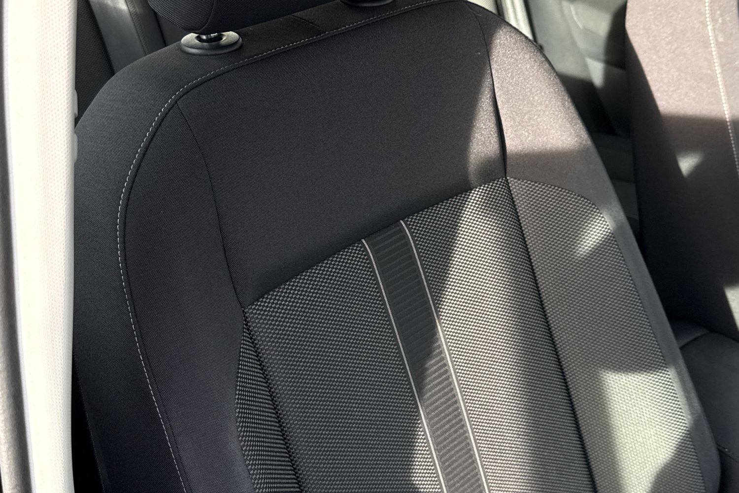 Used Volkswagen T-Roc 2023 for sale - 77270454: Photo 31