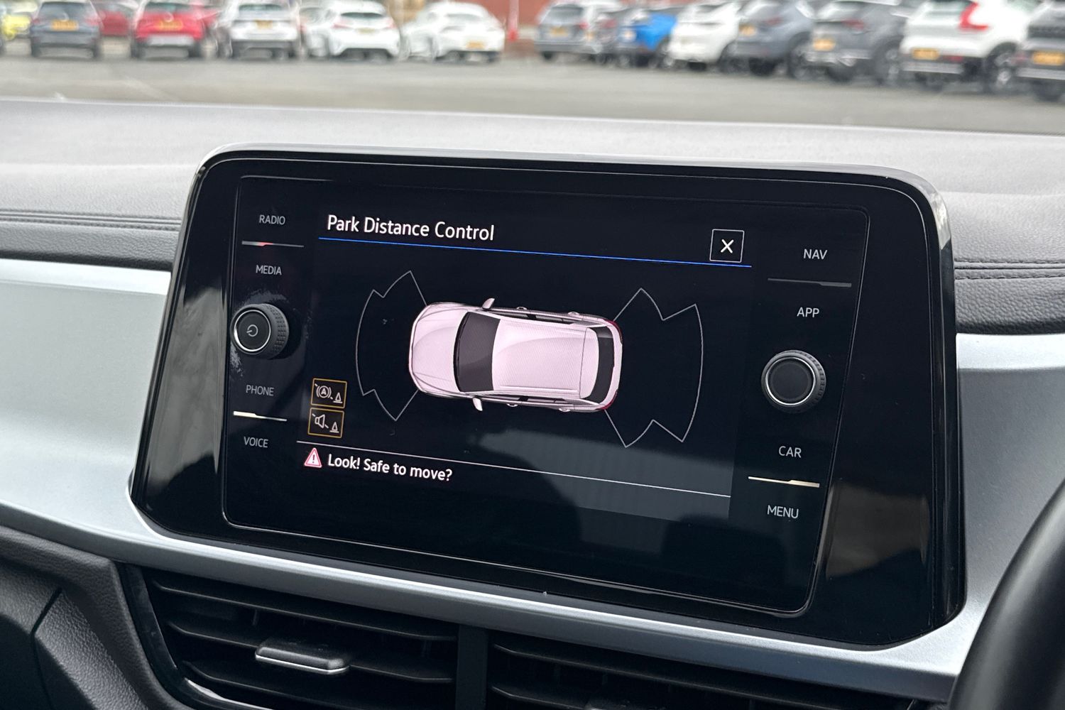 Used Volkswagen T-Roc 2023 for sale - 77270454: Photo 48