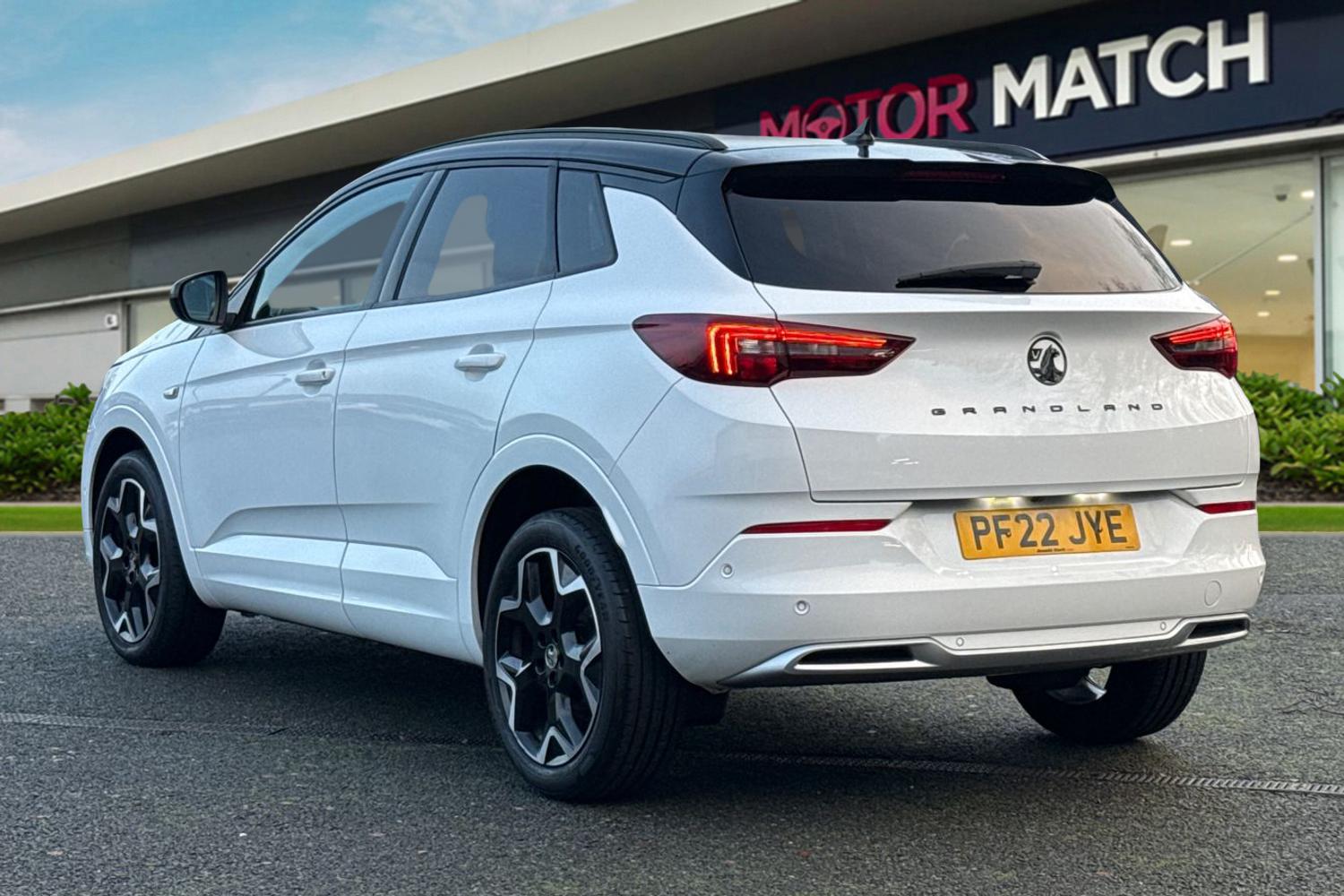 Used Vauxhall Grandland 2022 for sale - 77032396: Photo 2