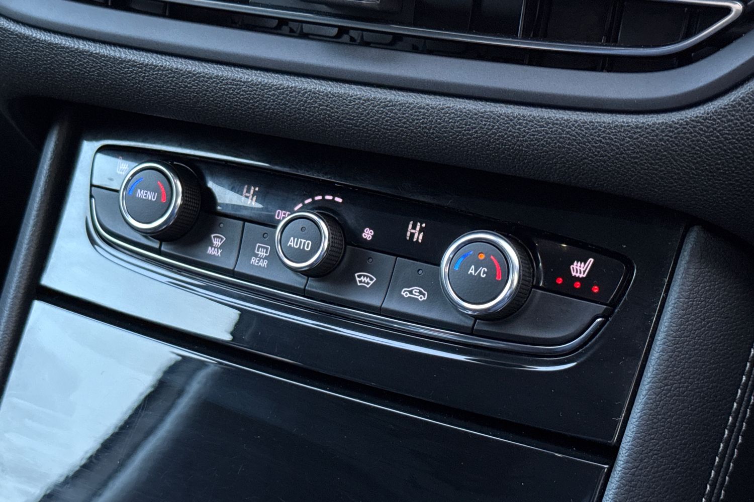 Used Vauxhall Grandland 2022 for sale - 77032396: Photo 21