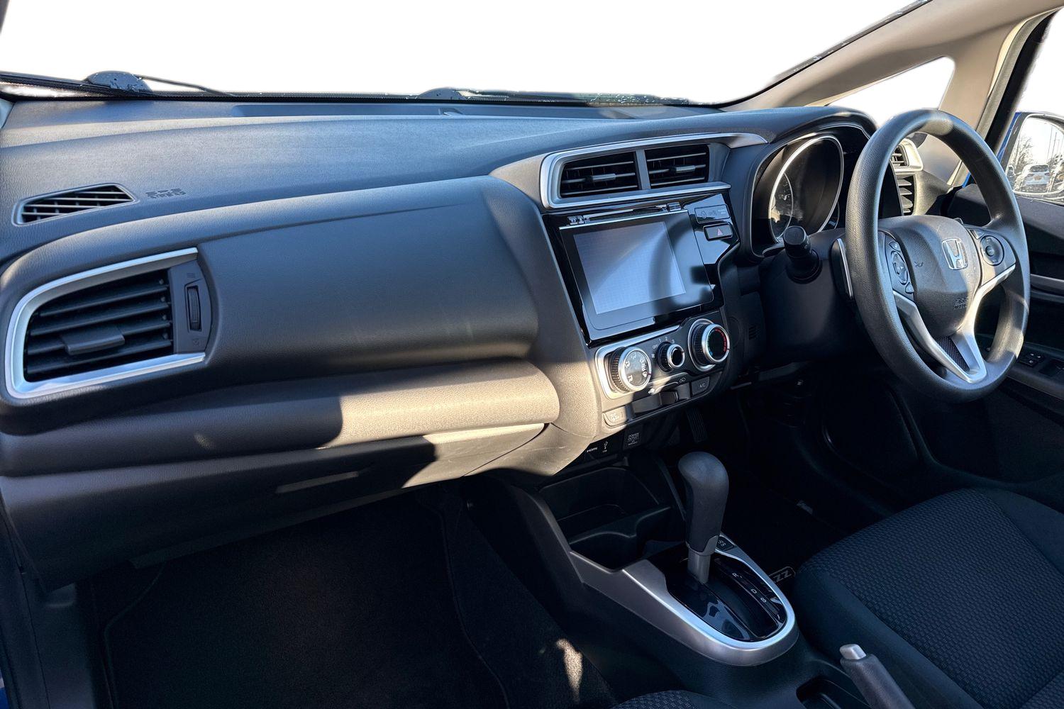 Used Honda Jazz 2020 for sale - 77088641: Photo 15