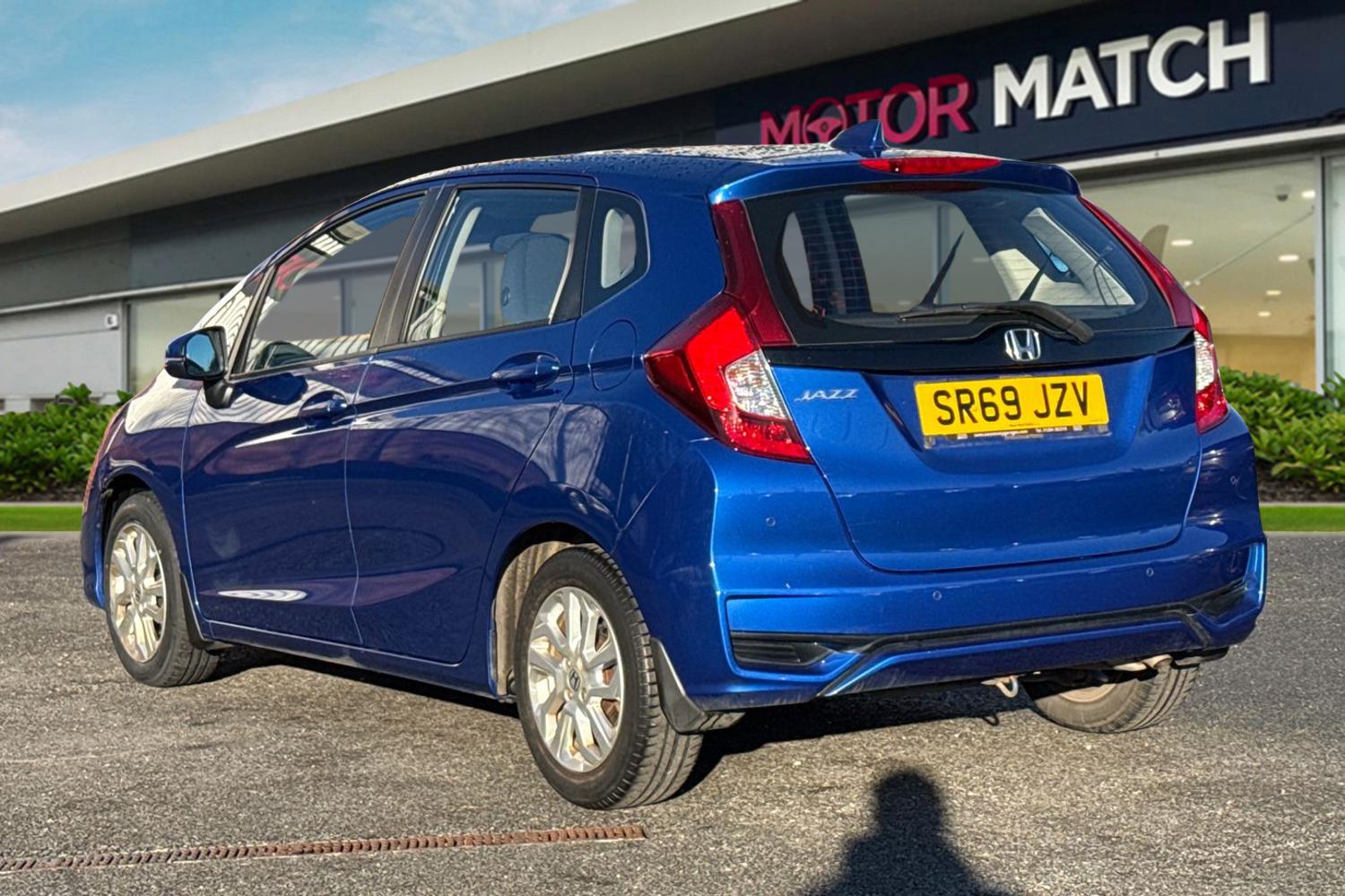 Used Honda Jazz 2020 for sale - 77088641: Photo 2