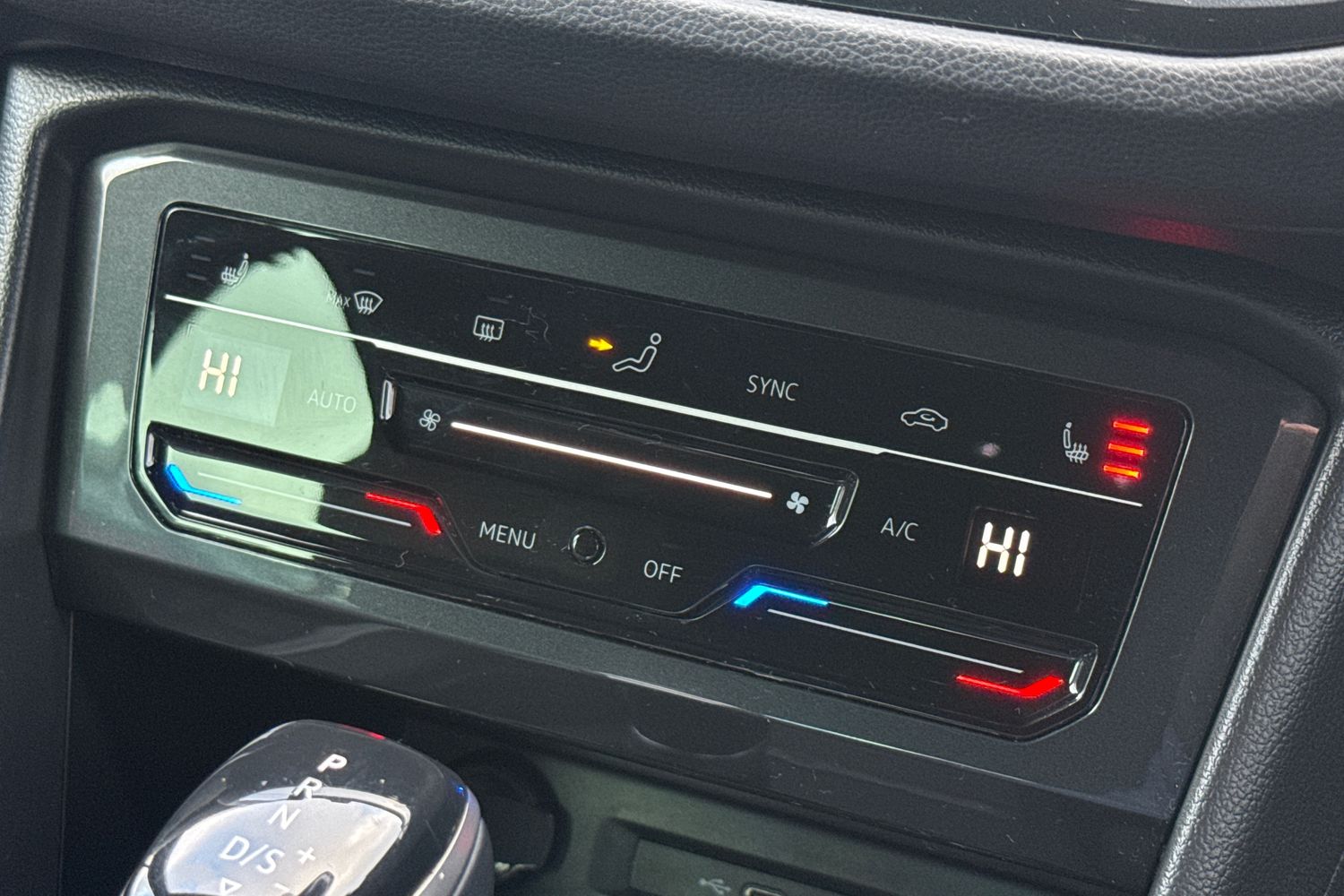 Used Volkswagen Tiguan 2022 for sale - 77577795: Photo 22