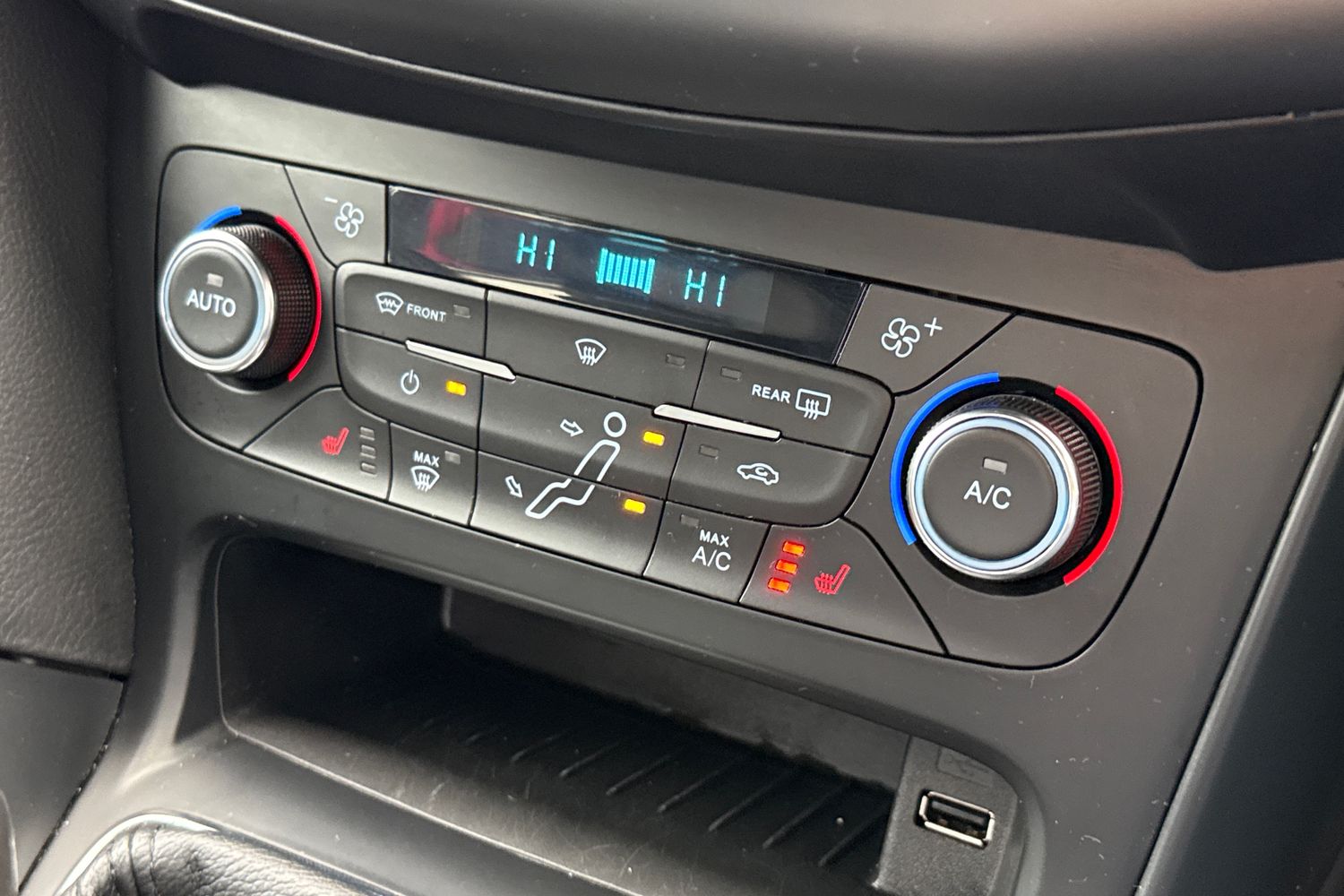 Used Ford Focus 2018 for sale - 76540960: Photo 22