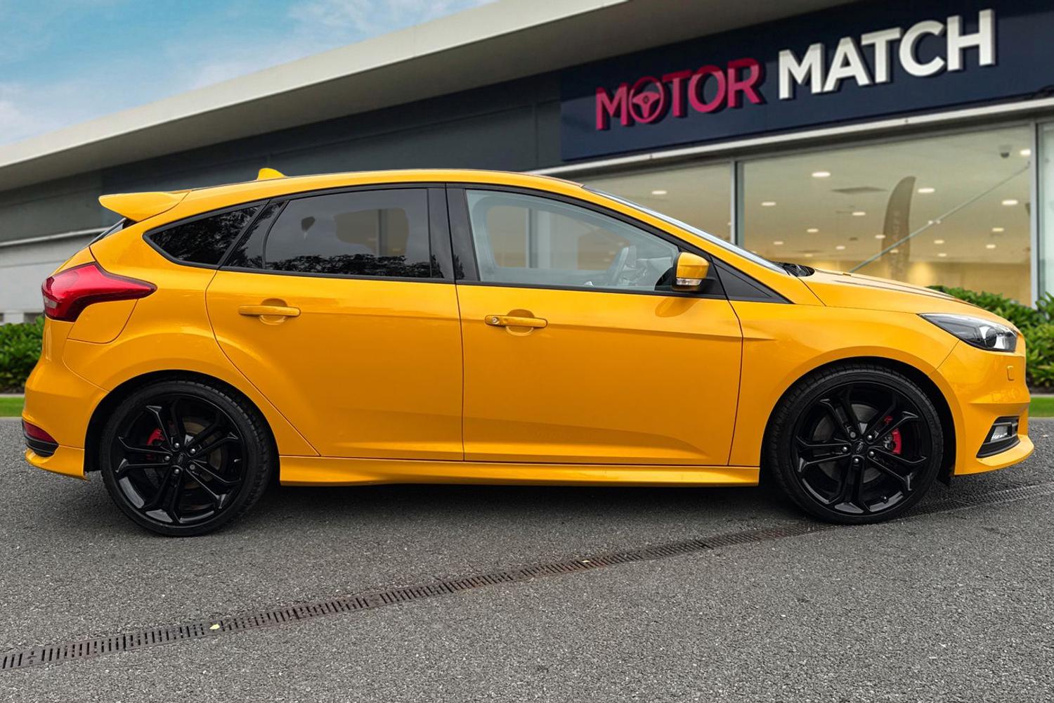 Used Ford Focus 2018 for sale - 76540960: Photo 3