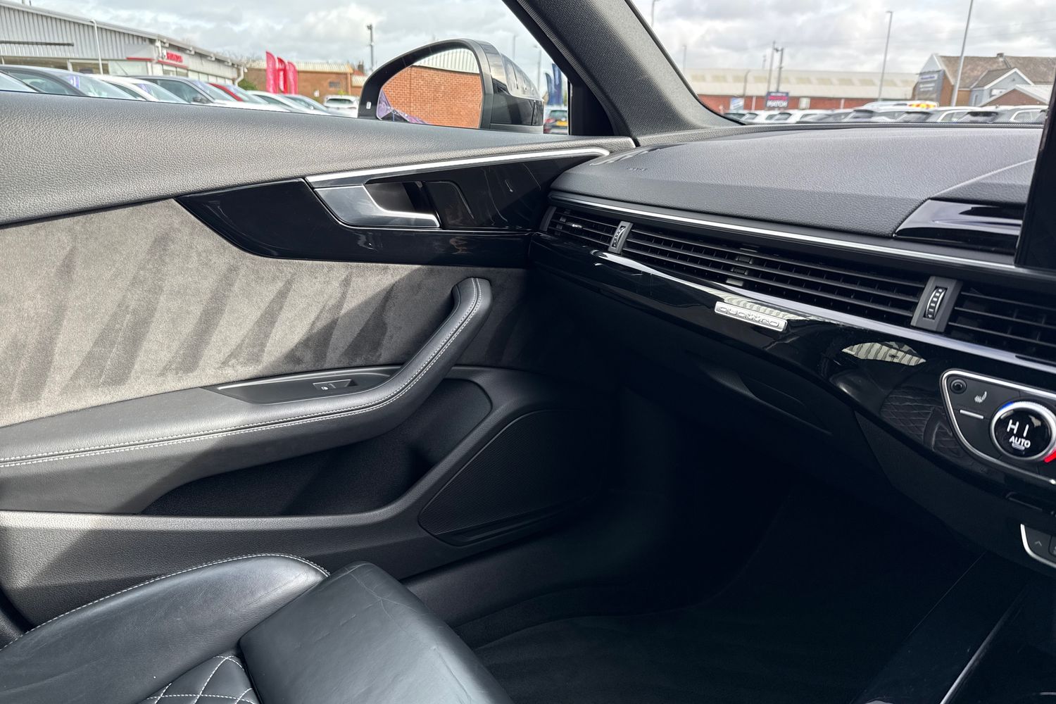 Used Audi A4 2020 for sale - 77654351: Photo 41