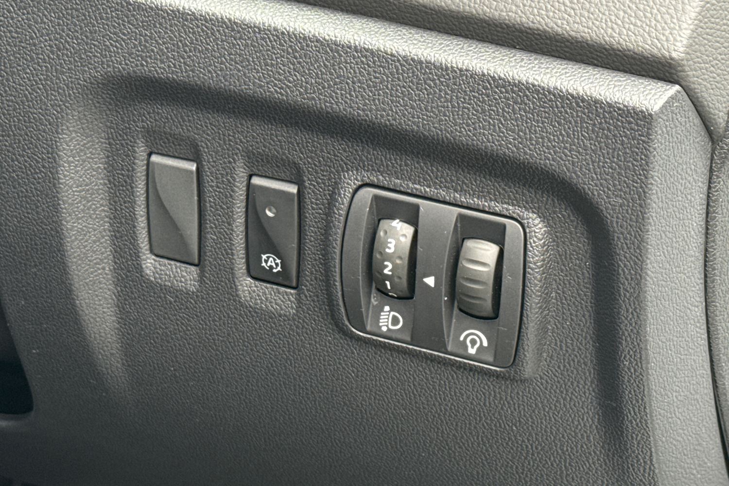 Used Renault Captur 2018 for sale - 77615725: Photo 30