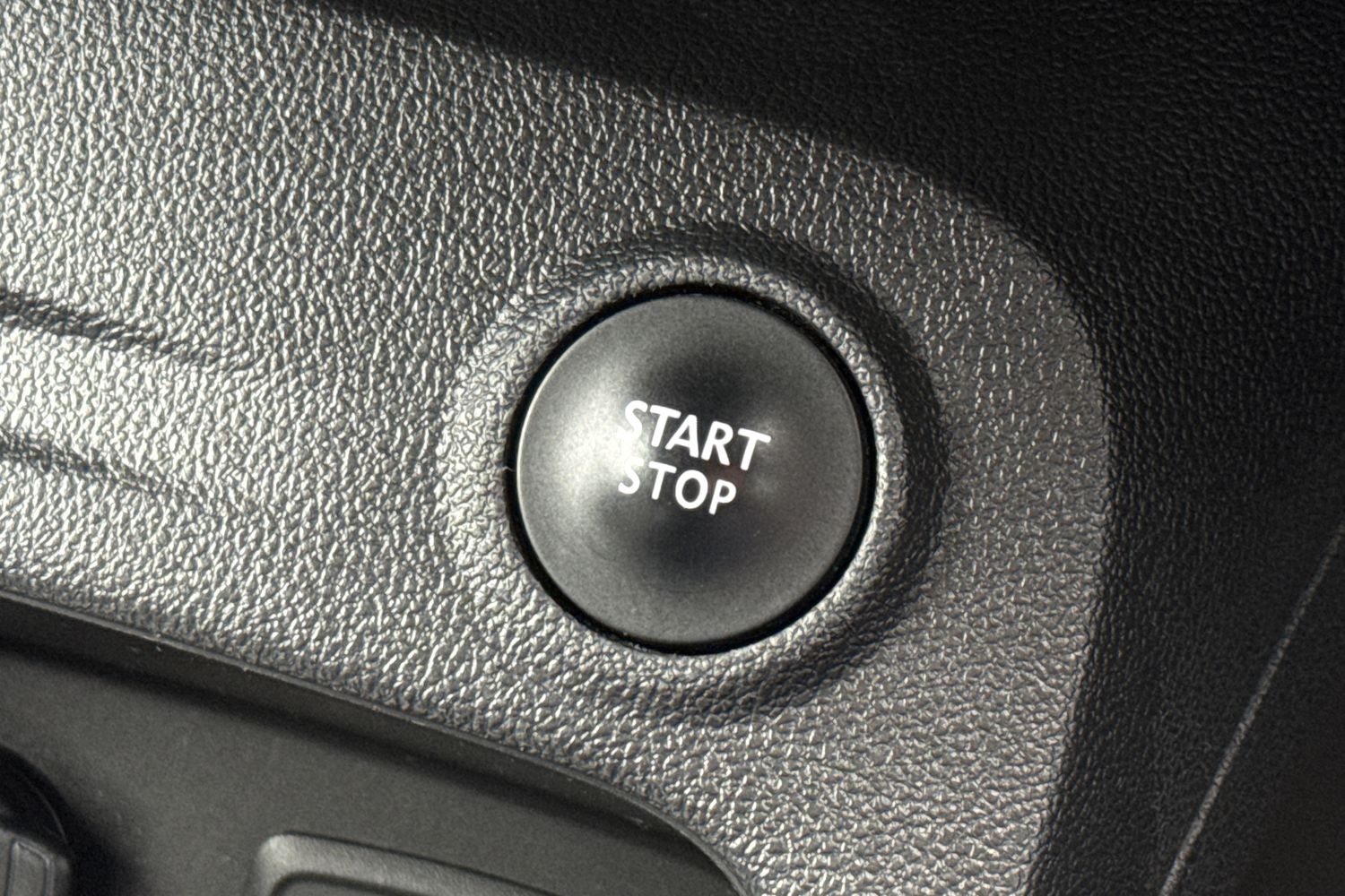 Used Renault Captur 2018 for sale - 77615725: Photo 41