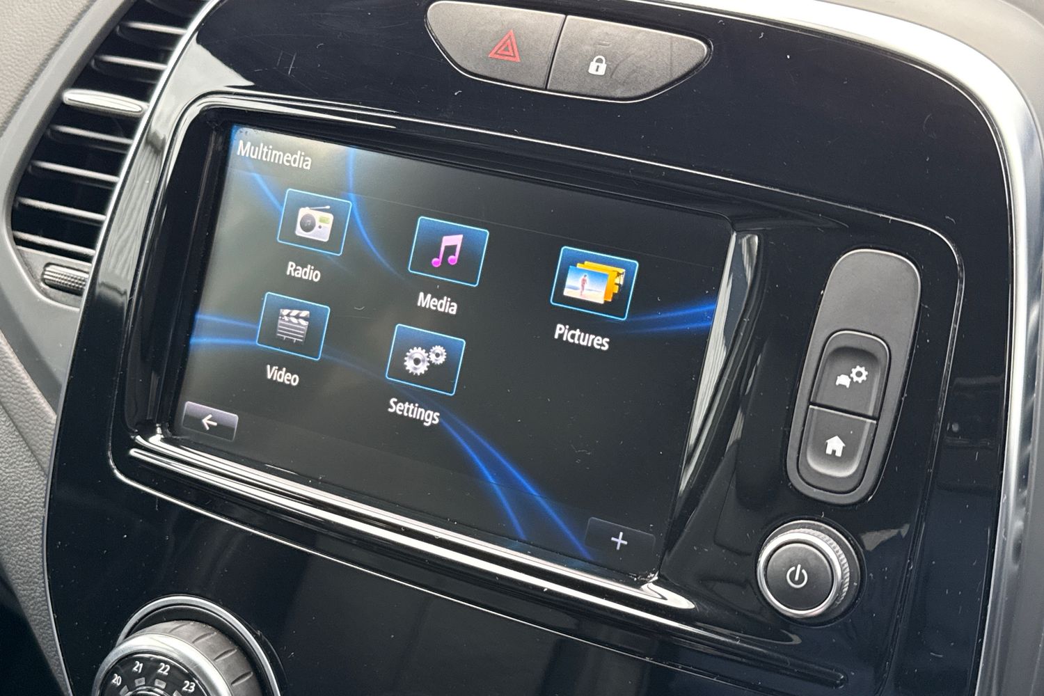 Used Renault Captur 2018 for sale - 77615725: Photo 46