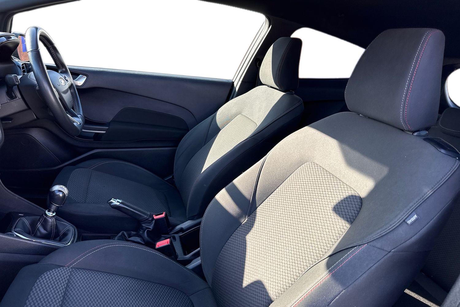 Used Ford Fiesta 2018 for sale - 77742200: Photo 16