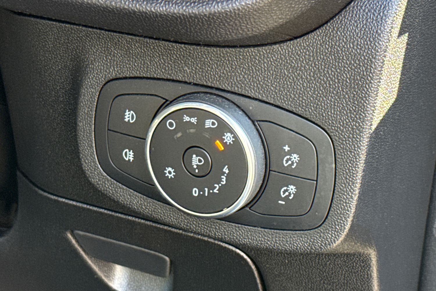 Used Ford Fiesta 2018 for sale - 77742200: Photo 30