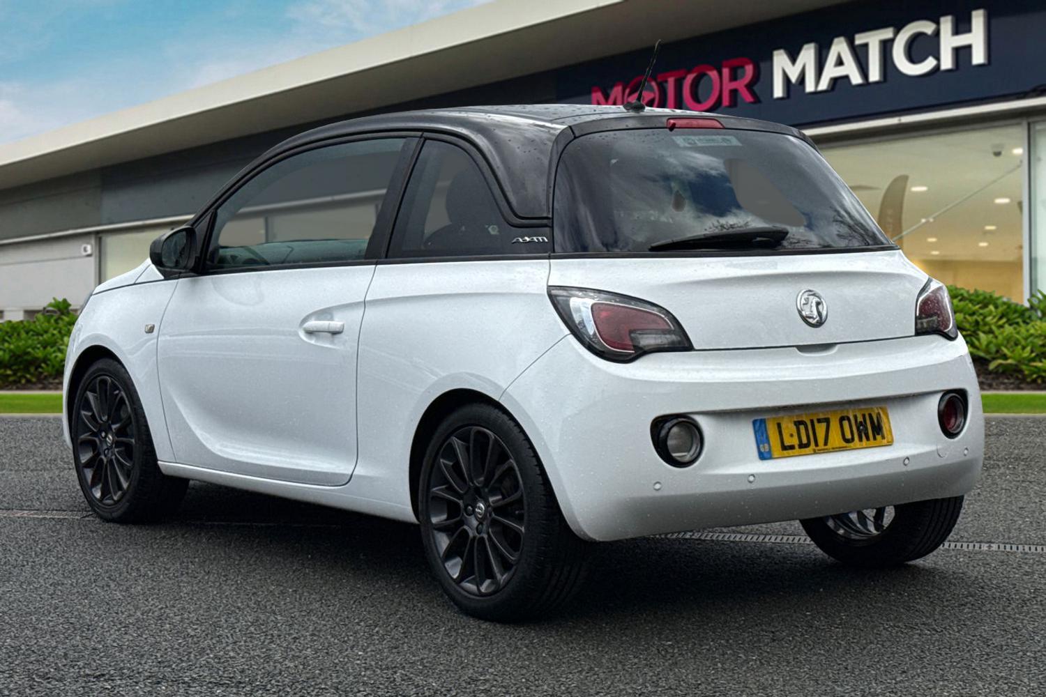 Used Vauxhall ADAM 2017 for sale - 78065295: Photo 2