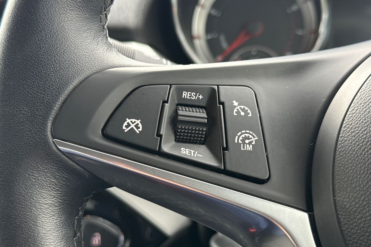 Used Vauxhall ADAM 2017 for sale - 78065295: Photo 37