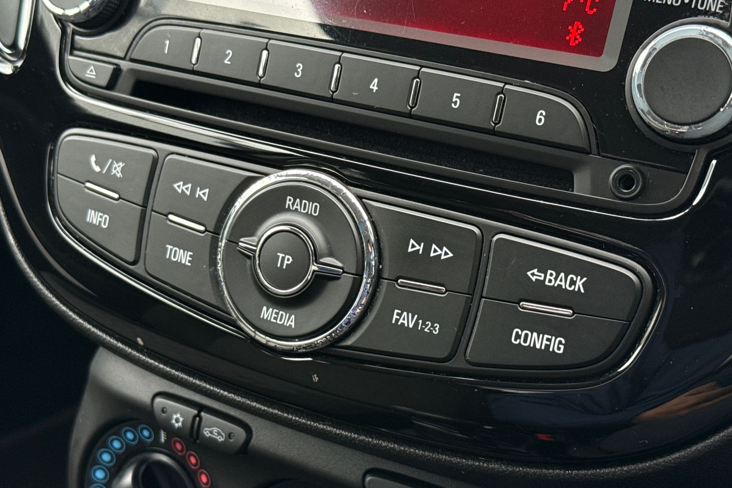 Used Vauxhall ADAM 2017 for sale - 78065295: Photo 45