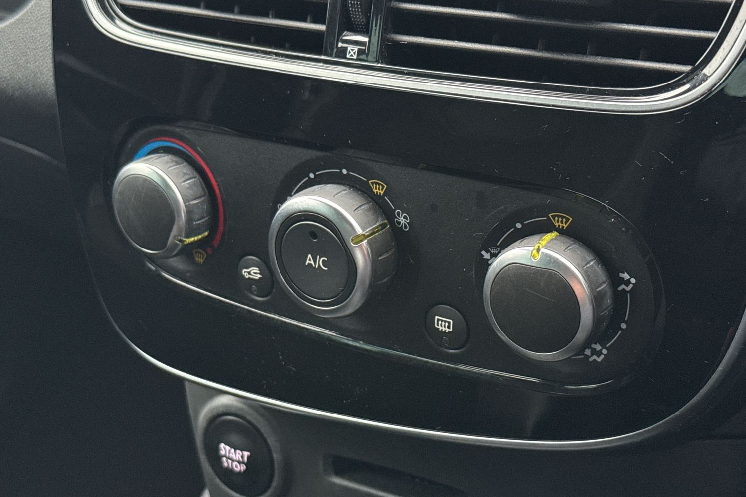 Used Renault Clio 2019 for sale - 76774526: Photo 22