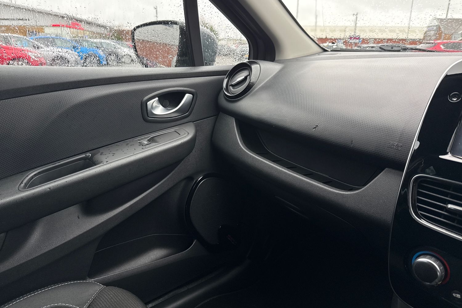 Used Renault Clio 2019 for sale - 76774526: Photo 35