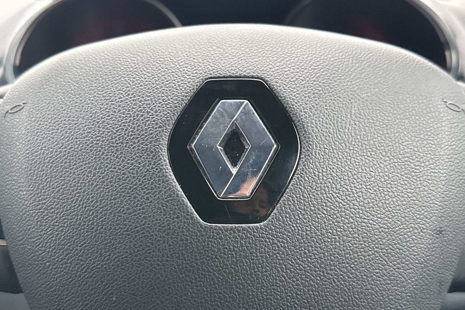 Used Renault Clio 2019 for sale - 76774526: Photo 37