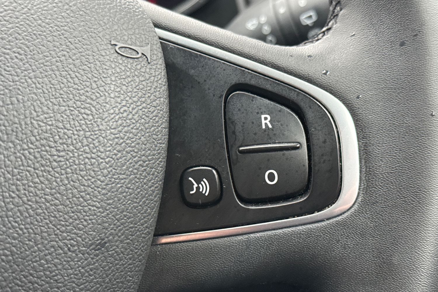 Used Renault Clio 2019 for sale - 76774526: Photo 39