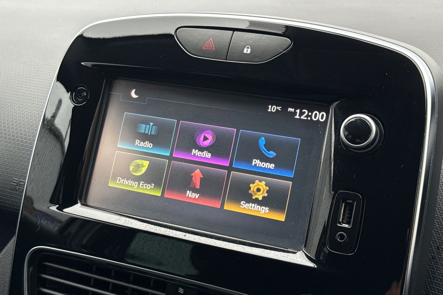 Used Renault Clio 2019 for sale - 76774526: Photo 40