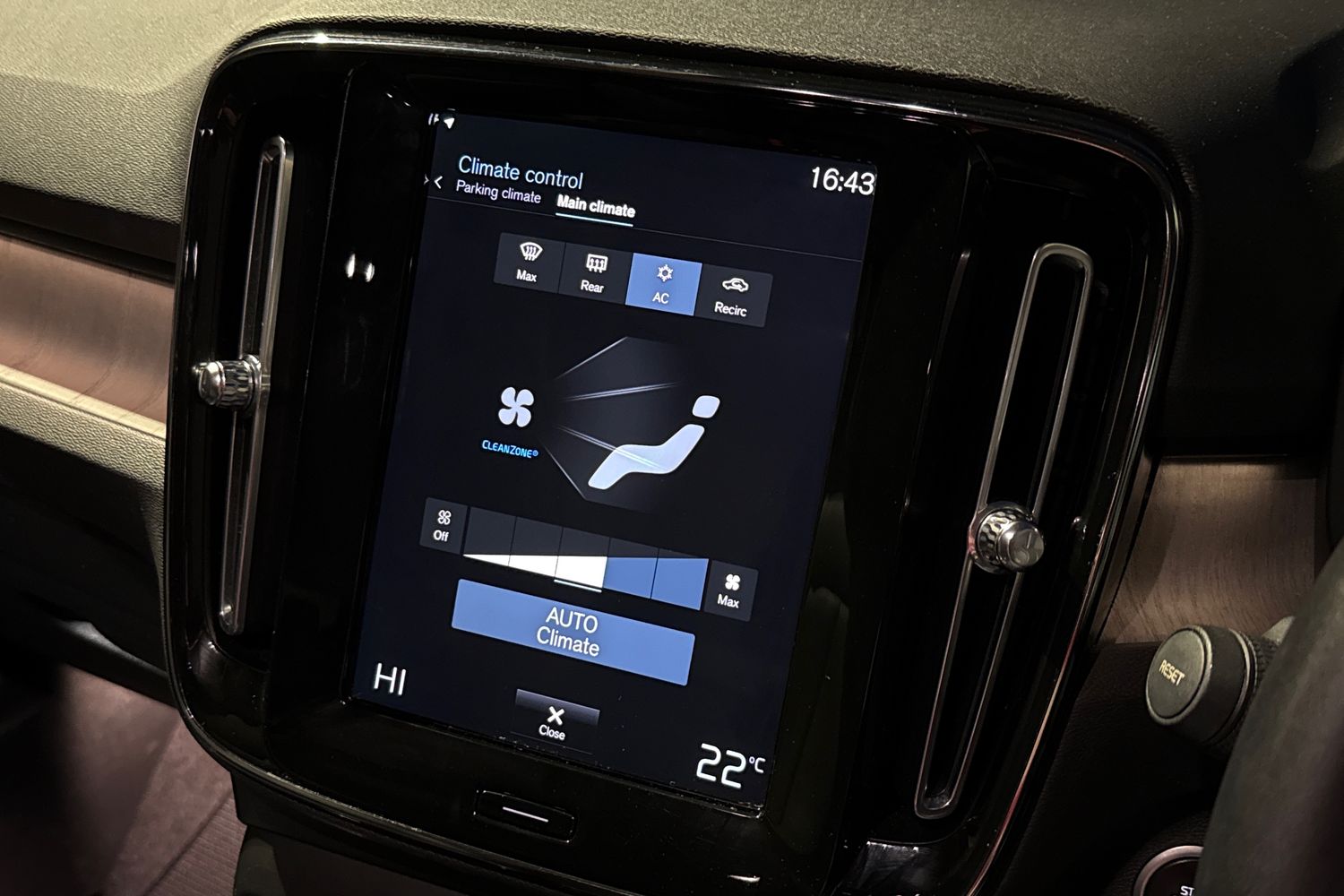 Used Volvo XC40 2020 for sale - 76929187: Photo 22