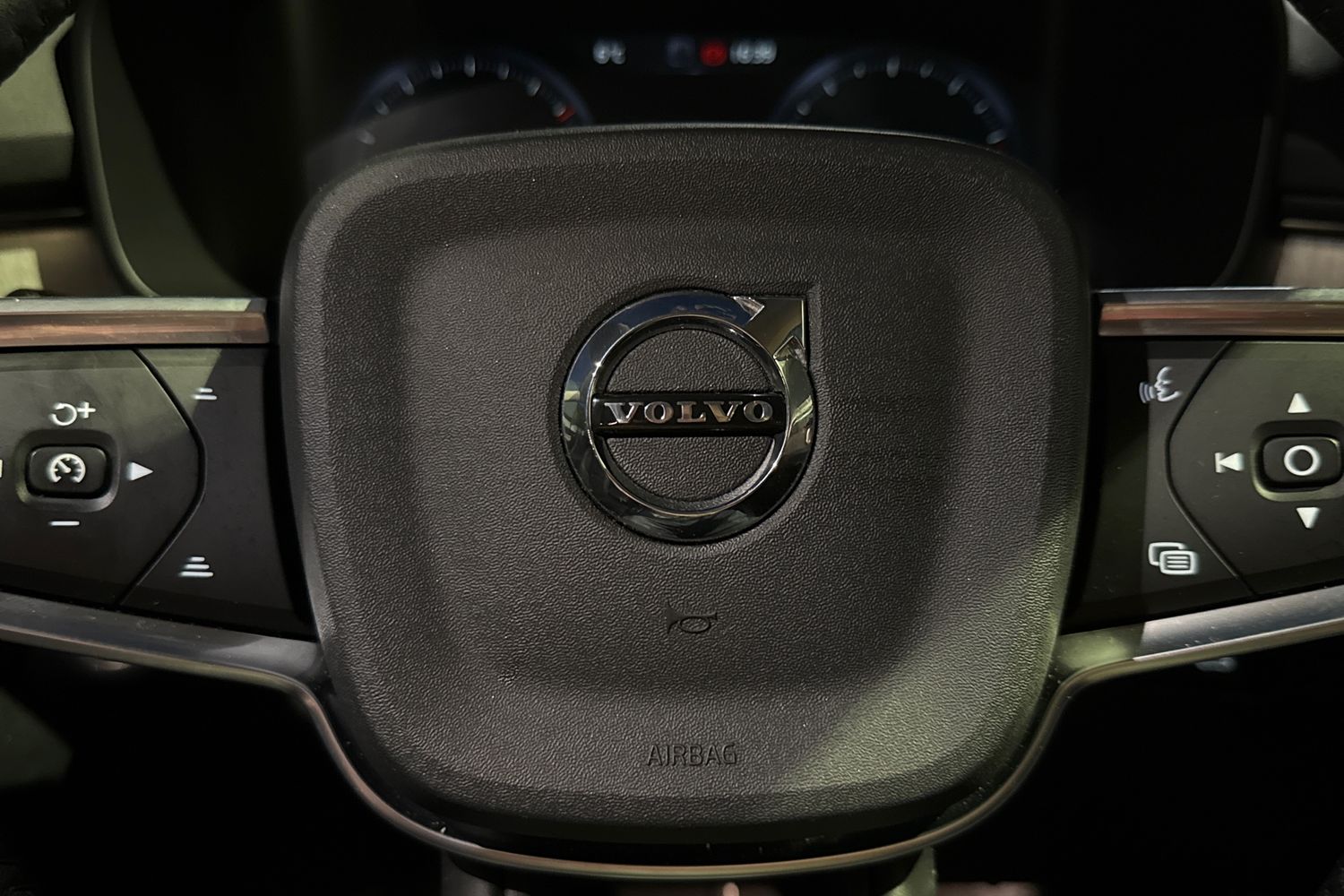 Used Volvo XC40 2020 for sale - 76929187: Photo 32