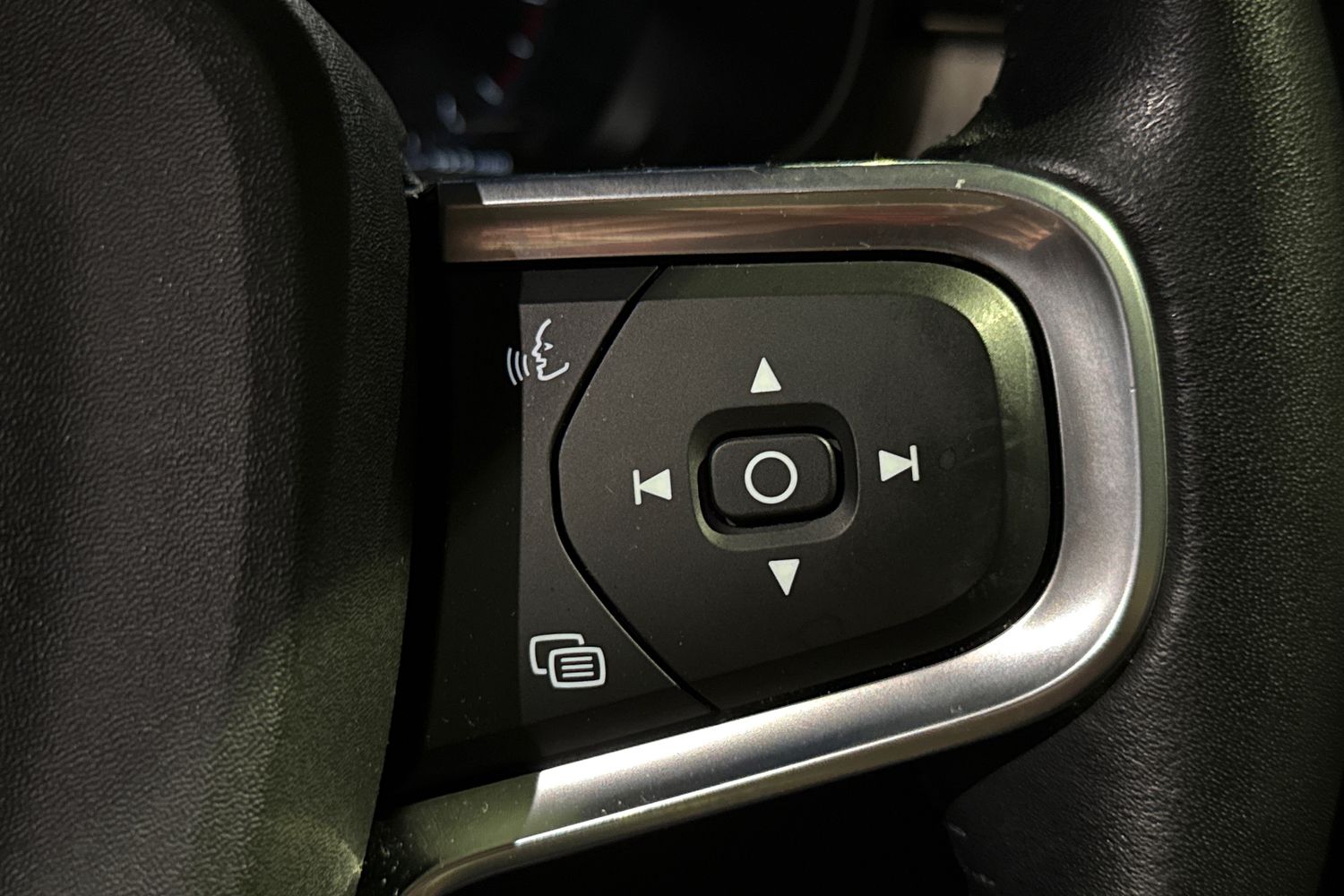 Used Volvo XC40 2020 for sale - 76929187: Photo 34