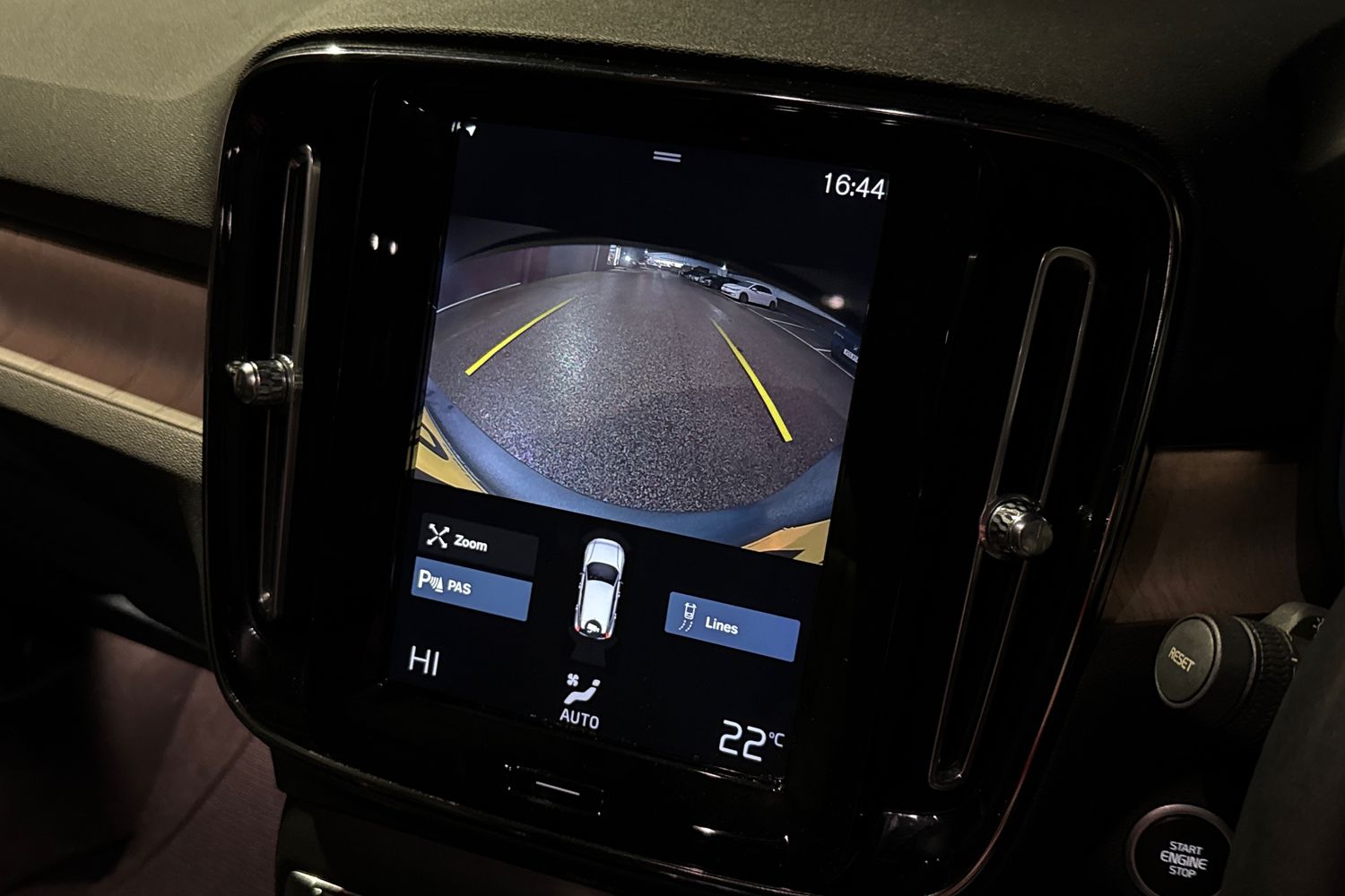 Used Volvo XC40 2020 for sale - 76929187: Photo 45