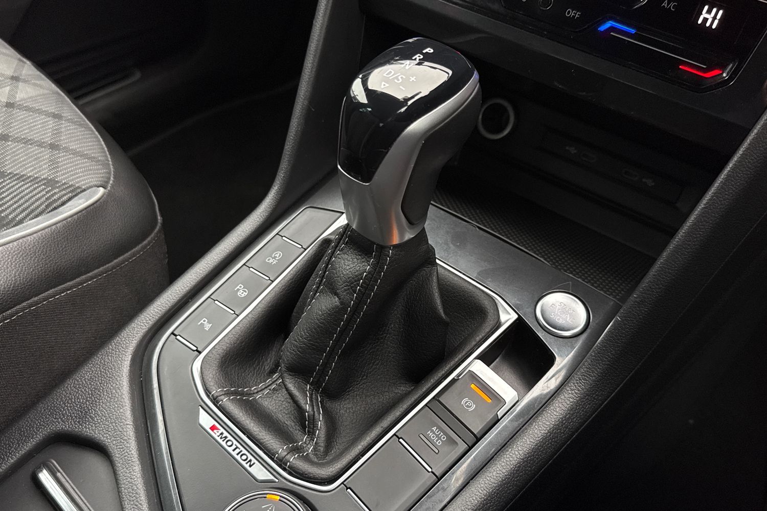 Used Volkswagen Tiguan 2022 for sale - 77257656: Photo 22