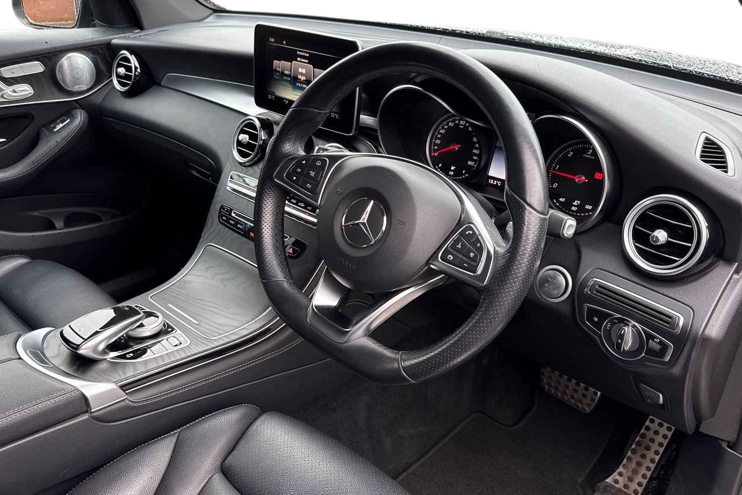 Used Mercedes-Benz GLC 2019 for sale - 77700645: Photo 14