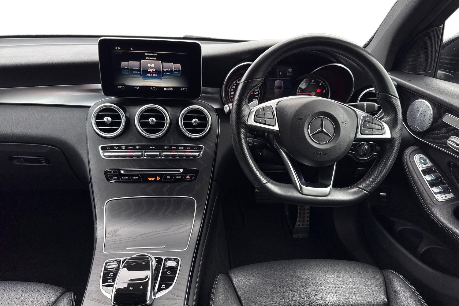 Used Mercedes-Benz GLC 2019 for sale - 77700645: Photo 18