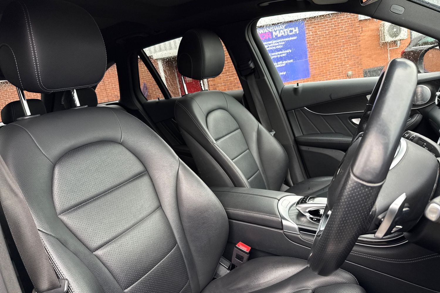 Used Mercedes-Benz GLC 2019 for sale - 77700645: Photo 24