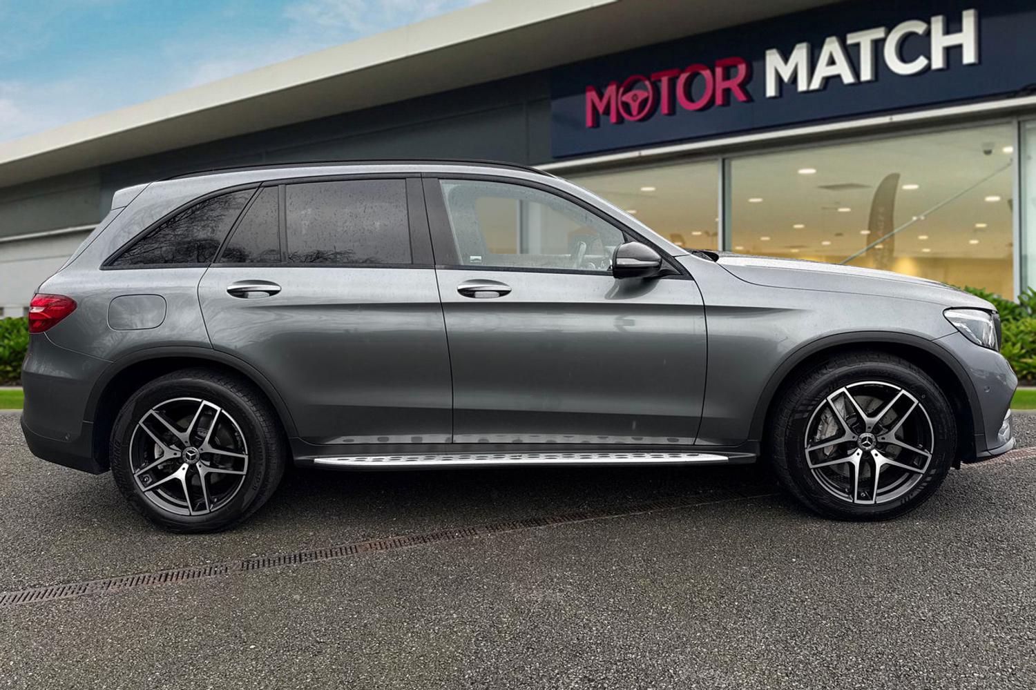 Used Mercedes-Benz GLC 2019 for sale - 77700645: Photo 3