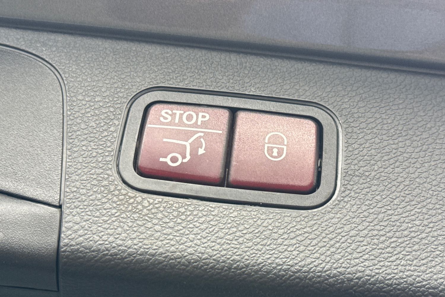 Used Mercedes-Benz GLC 2019 for sale - 77700645: Photo 32