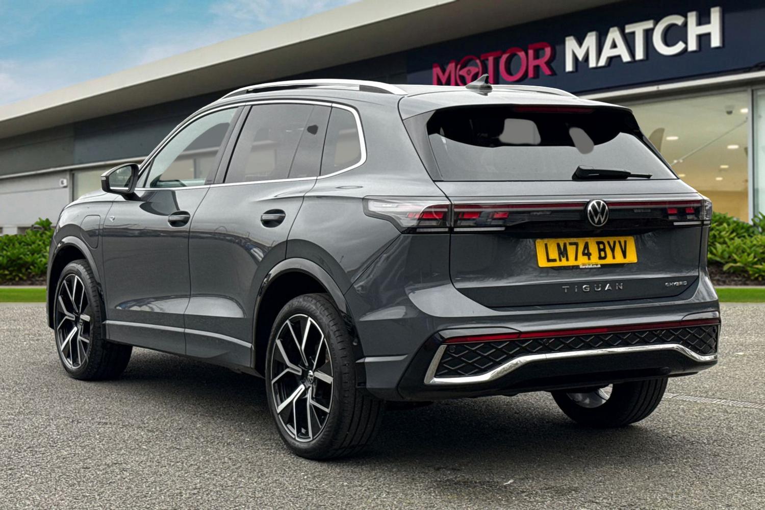 Used Volkswagen Tiguan 2024 for sale - 77421558: Photo 2