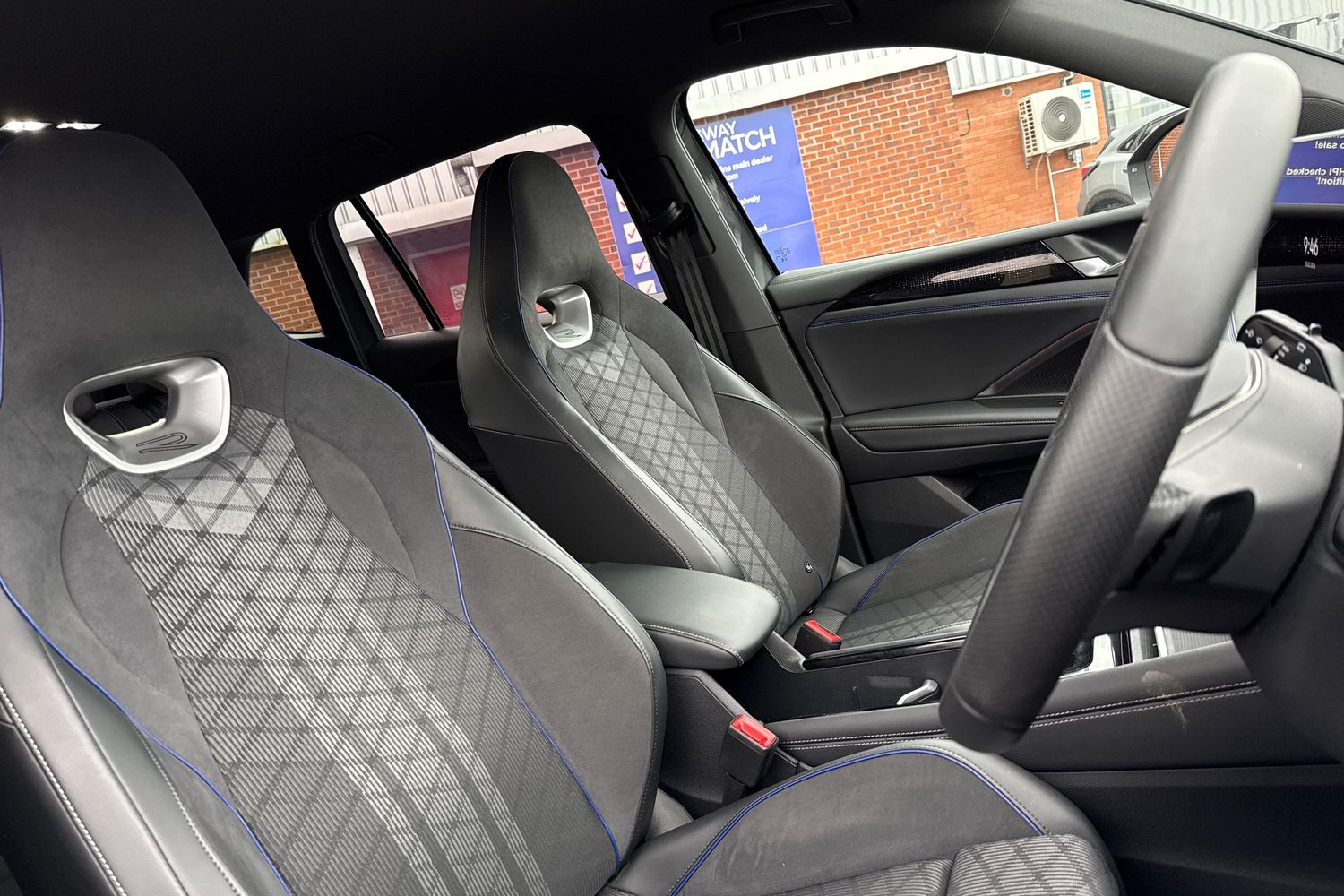 Used Volkswagen Tiguan 2024 for sale - 77421558: Photo 24