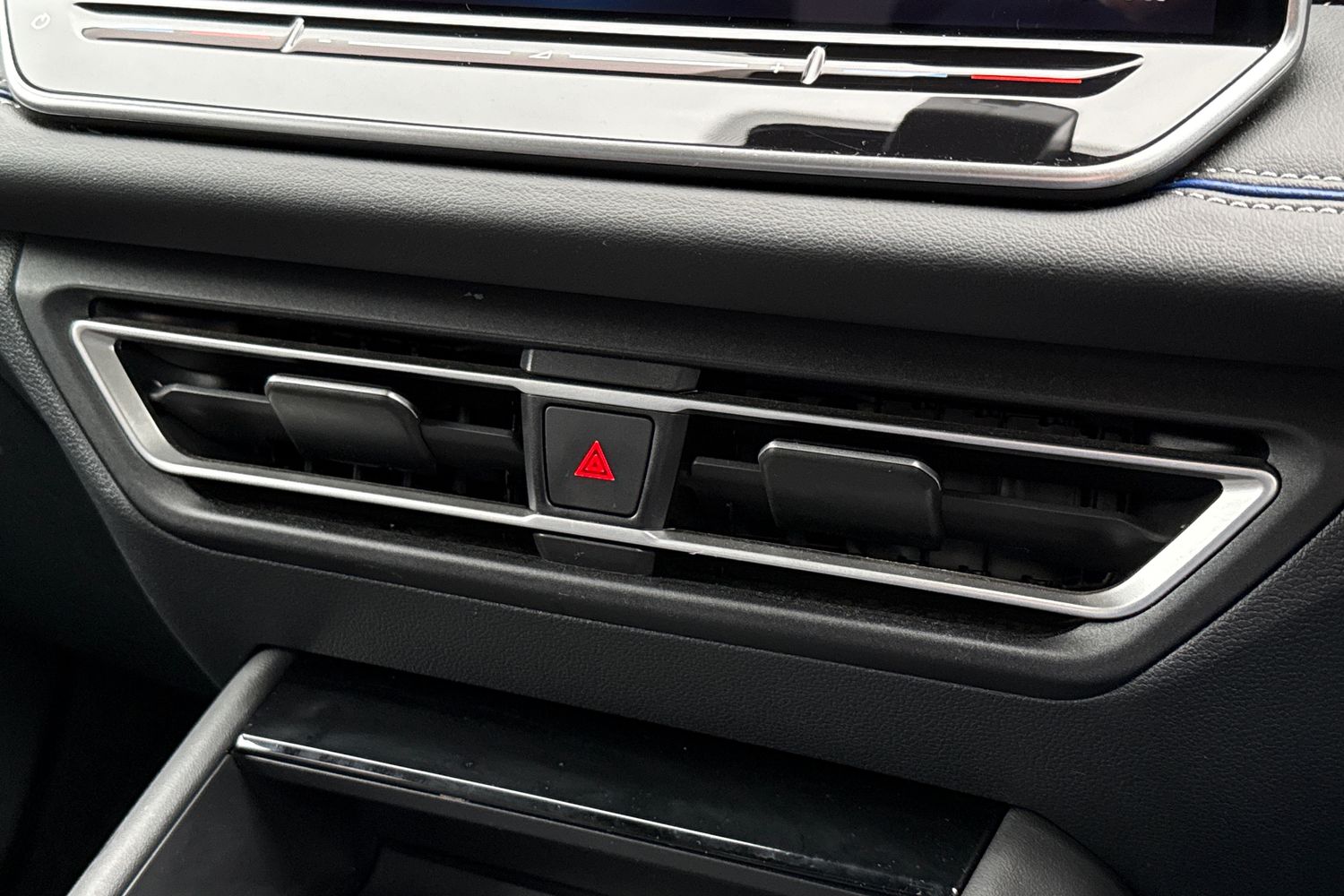 Used Volkswagen Tiguan 2024 for sale - 77421558: Photo 45