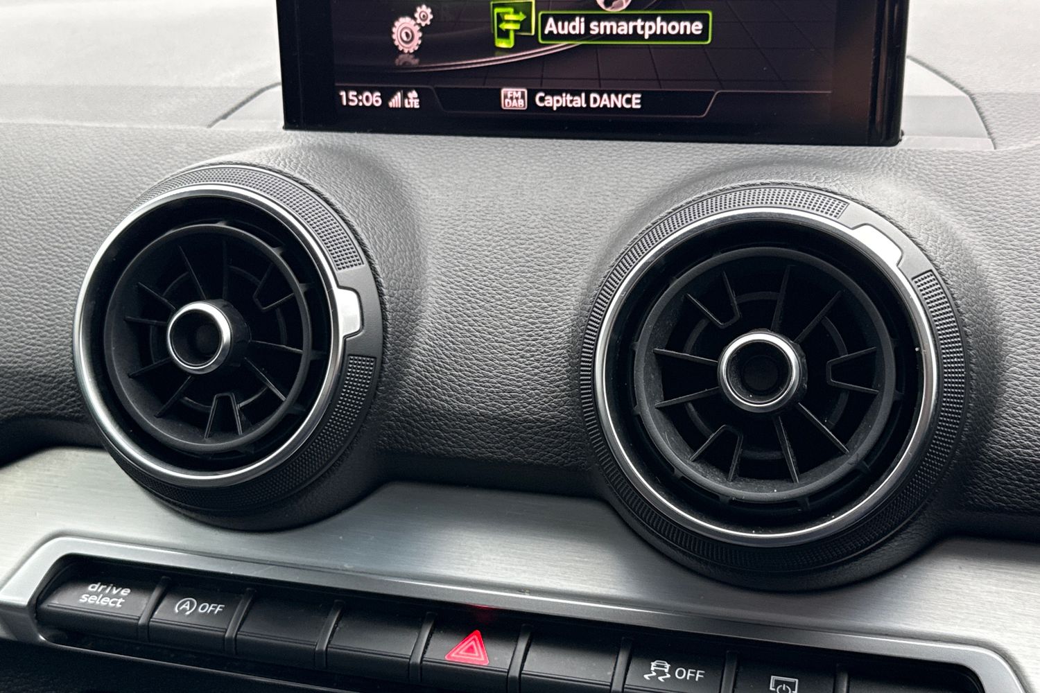 Used Audi Q2 2020 for sale - 77728610: Photo 50