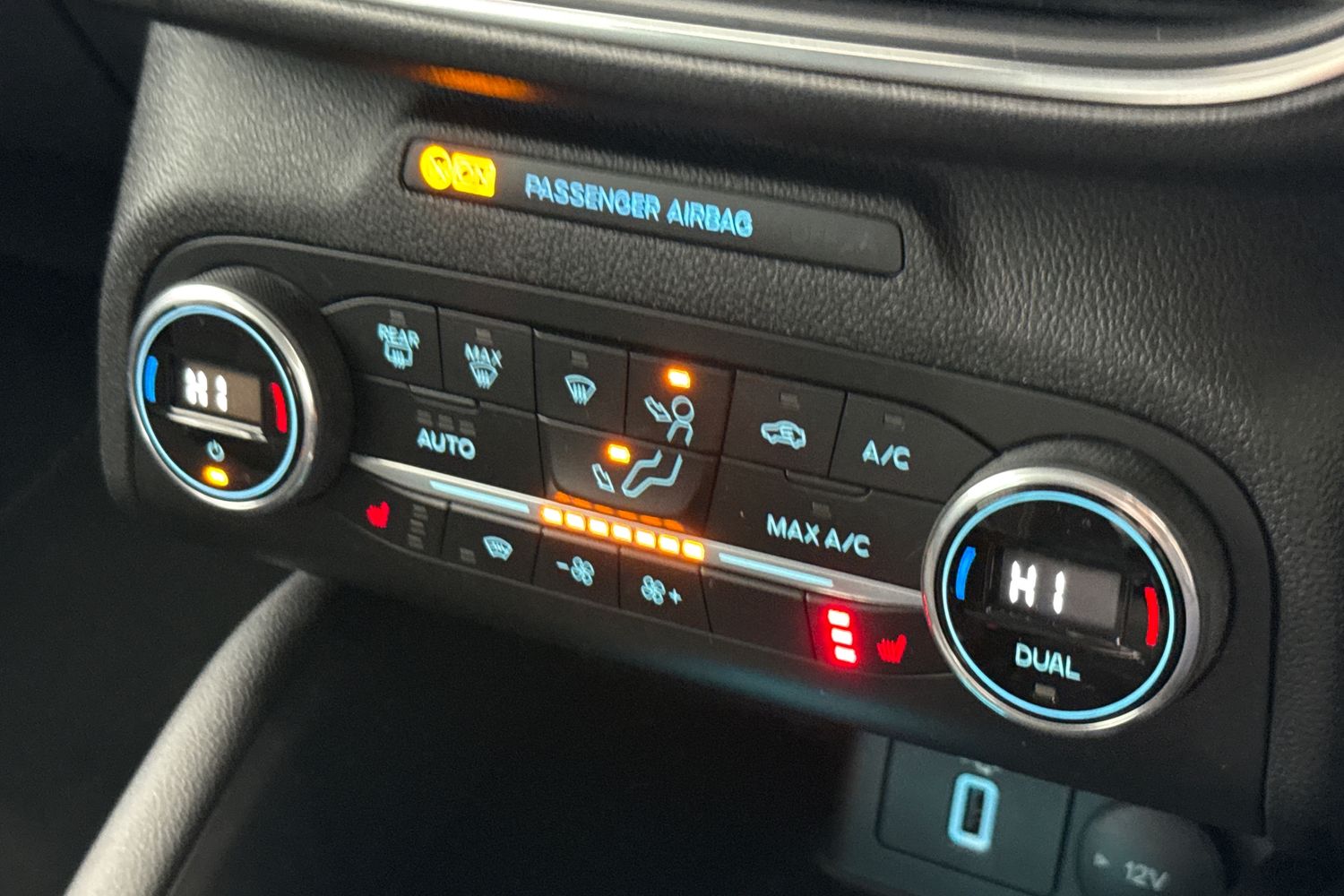 Used Ford Focus 2020 for sale - 76374688: Photo 22