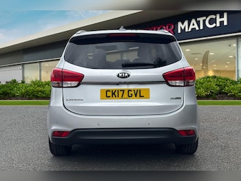 Used Kia Carens 2017 for sale - 79097856: Photo