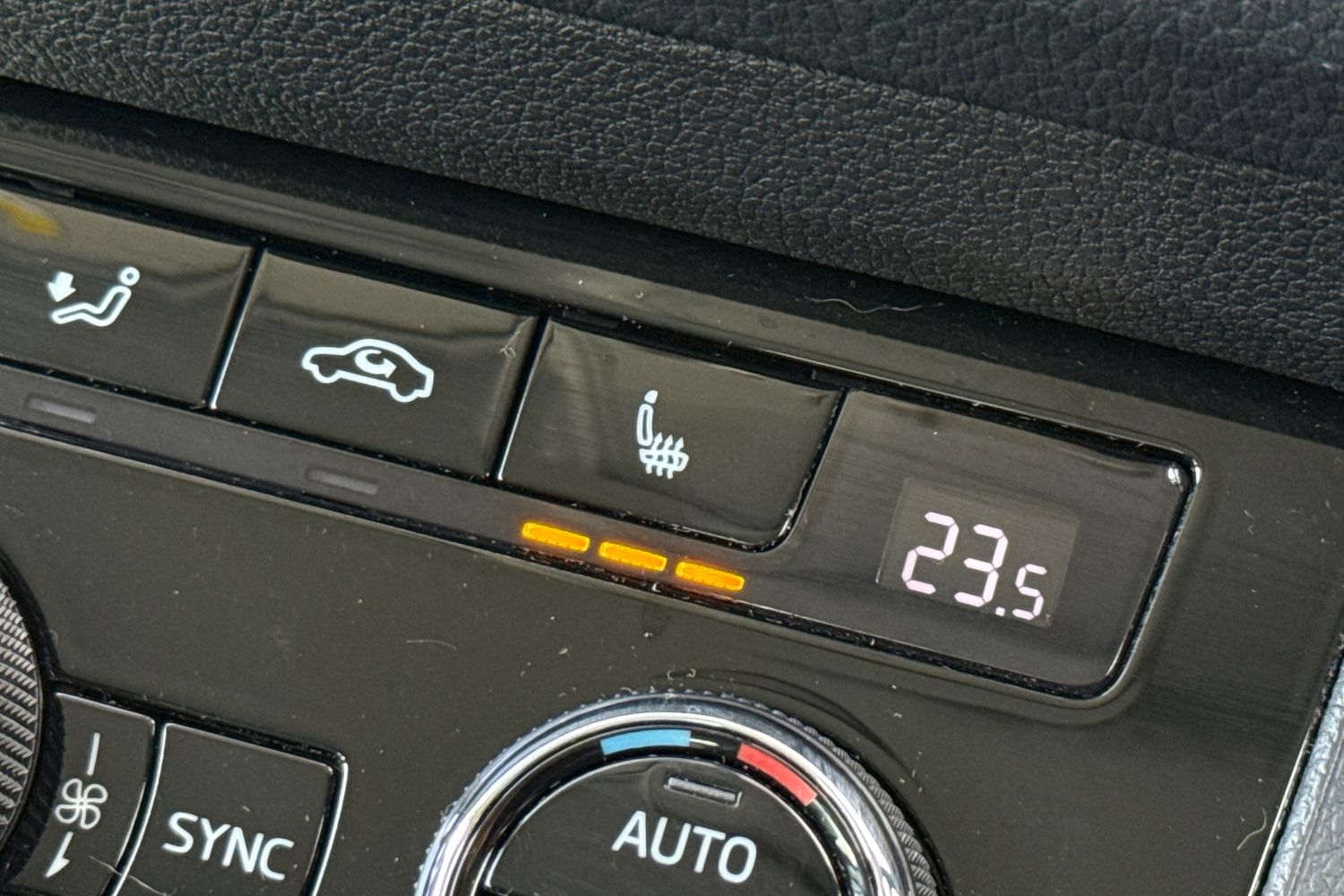 Vehicle 43