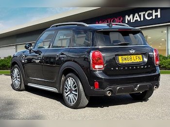 Used MINI Countryman 2018 for sale - 75898496: Photo
