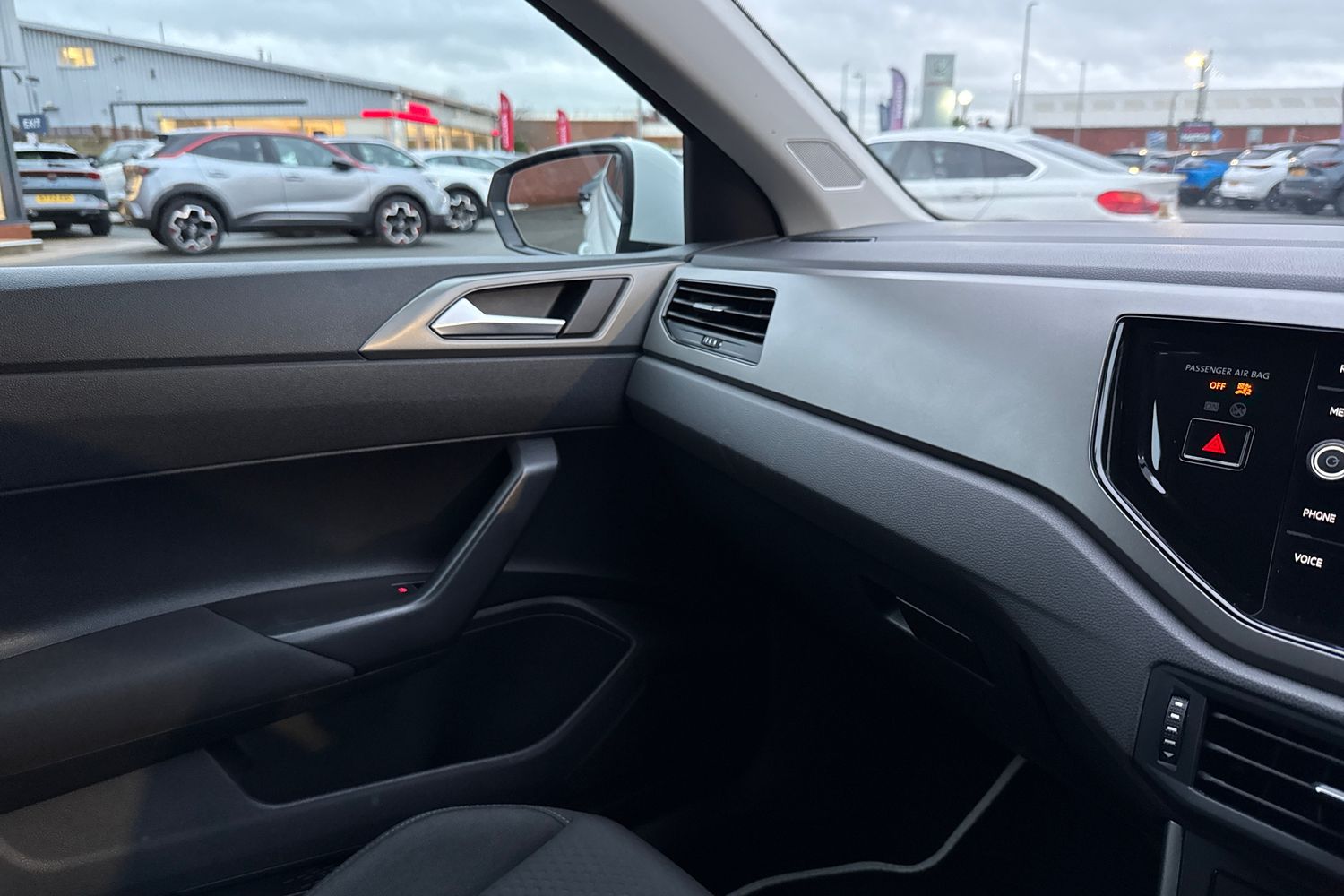 Used Volkswagen Polo 2019 for sale - 77282105: Photo 40