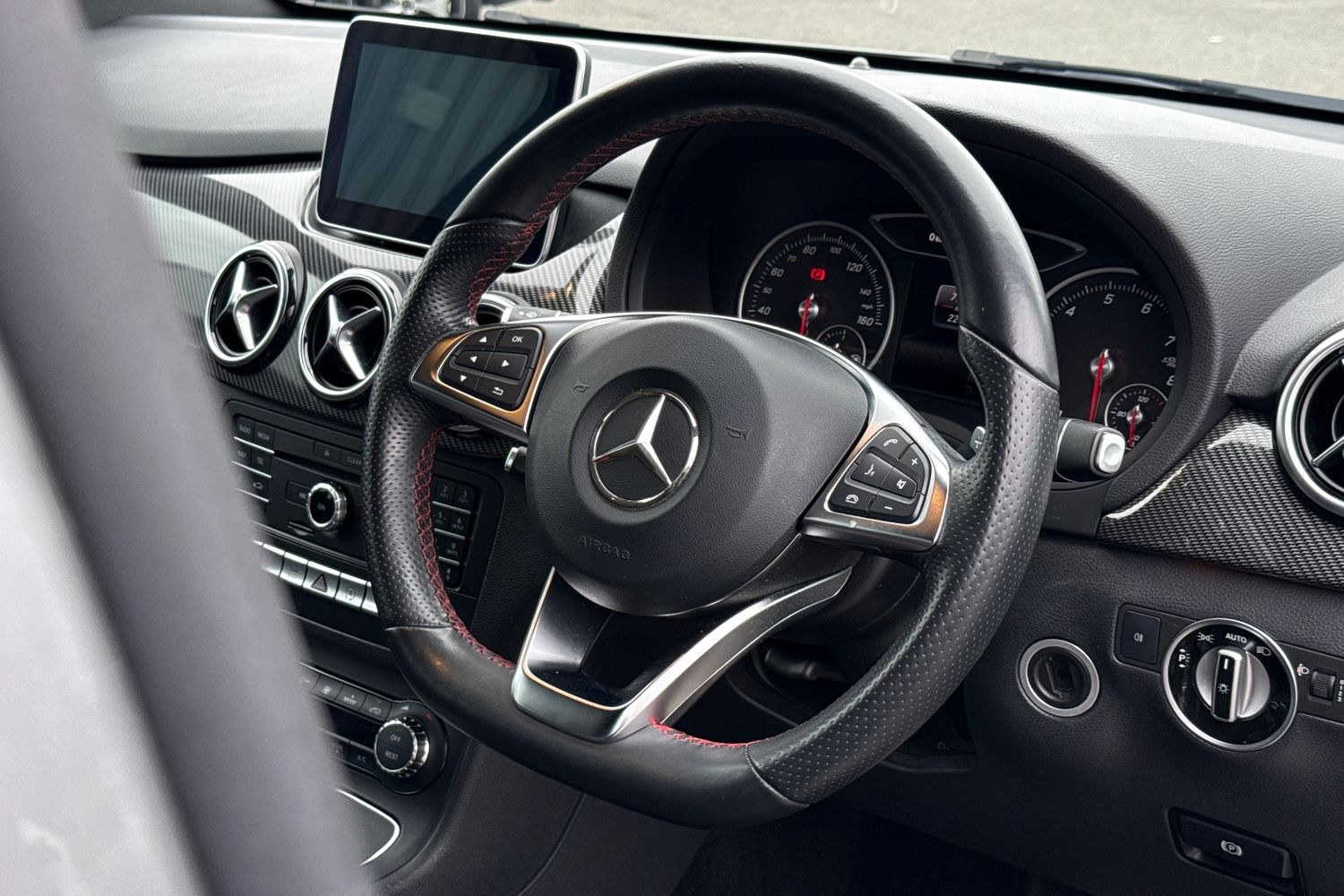 Used Mercedes-Benz B Class 2016 for sale - 78097815: Photo 30