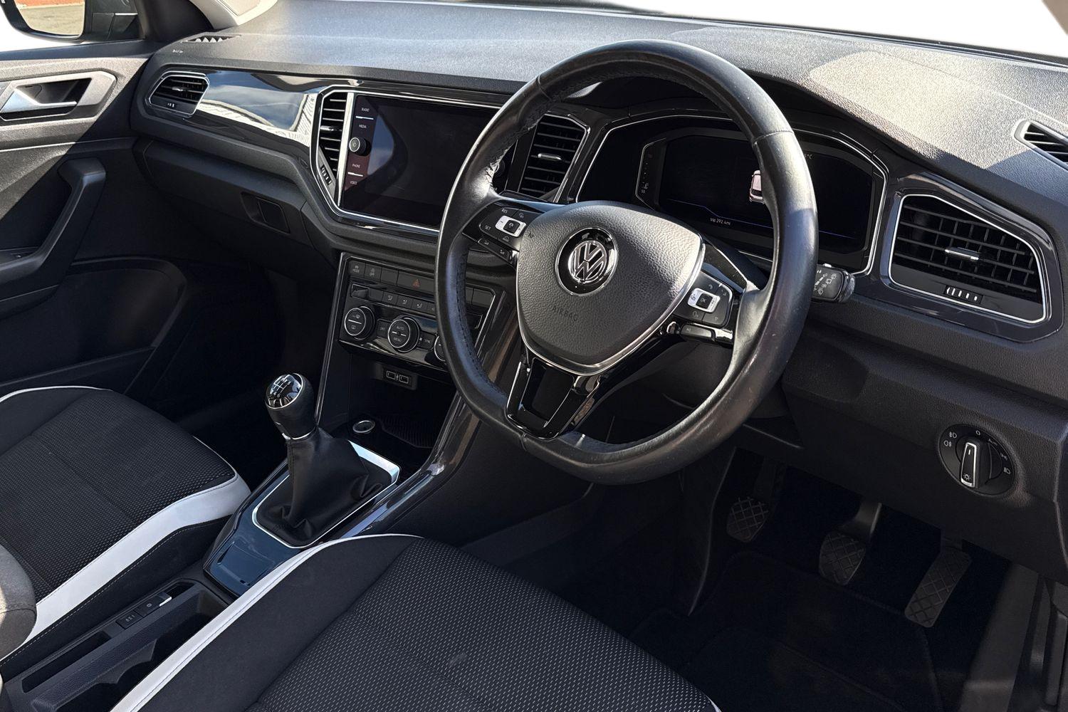 Used Volkswagen T-Roc 2018 for sale - 78107408: Photo 14