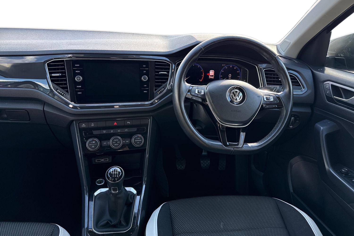 Used Volkswagen T-Roc 2018 for sale - 78107408: Photo 18