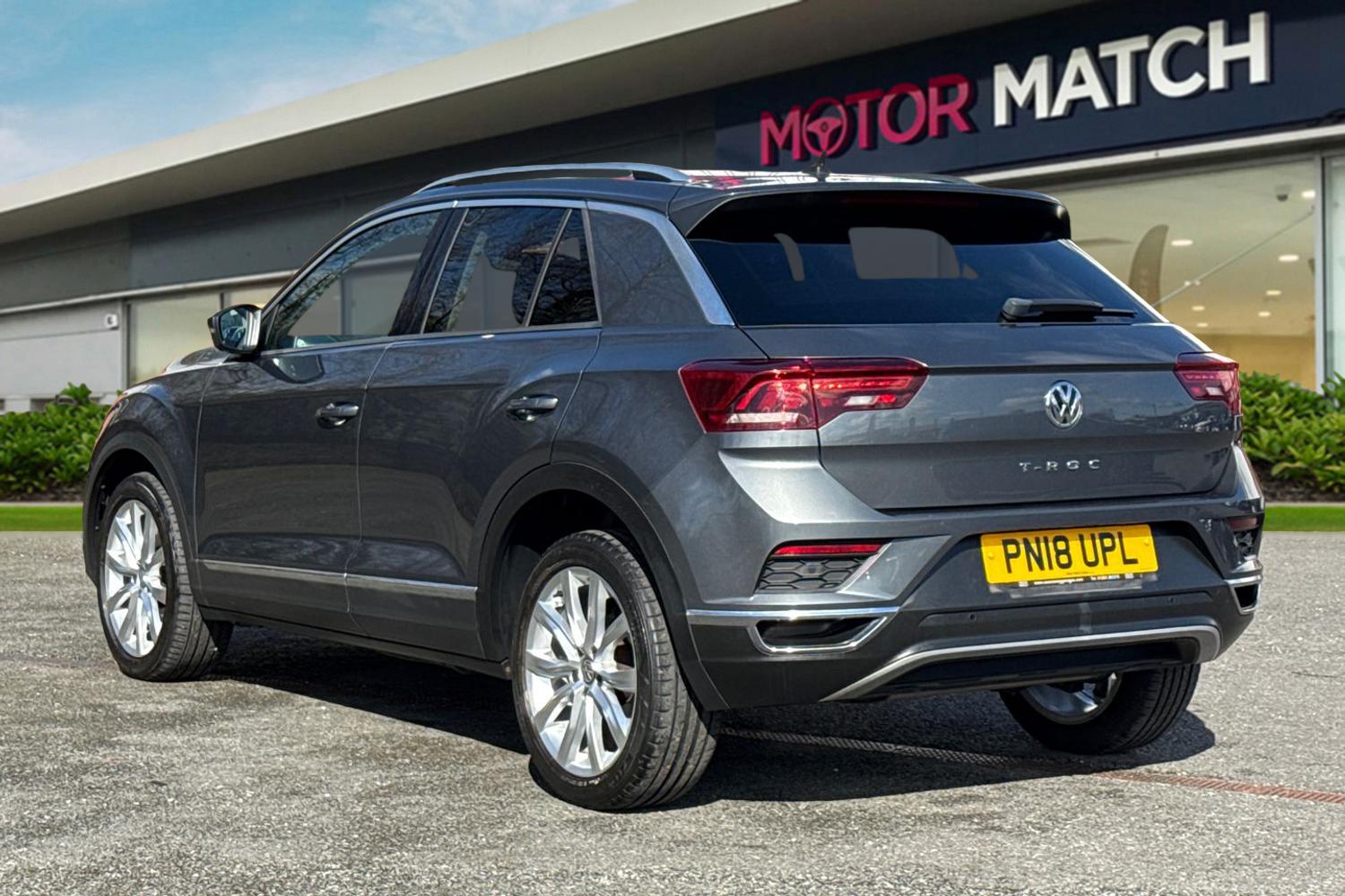 Used Volkswagen T-Roc 2018 for sale - 78107408: Photo 2